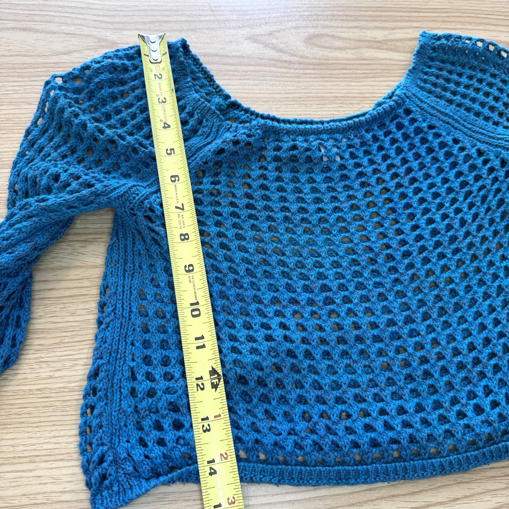 Urban Outfitters Blue Crochet Crop Top Women M Open Knit Long Sleeve Y2K - Picture 5 of 7